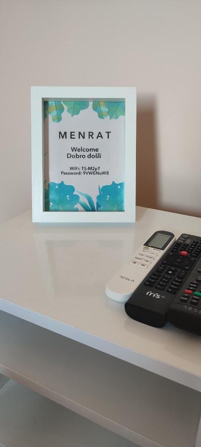 Apartamento Menrat Novi Sad Exterior foto
