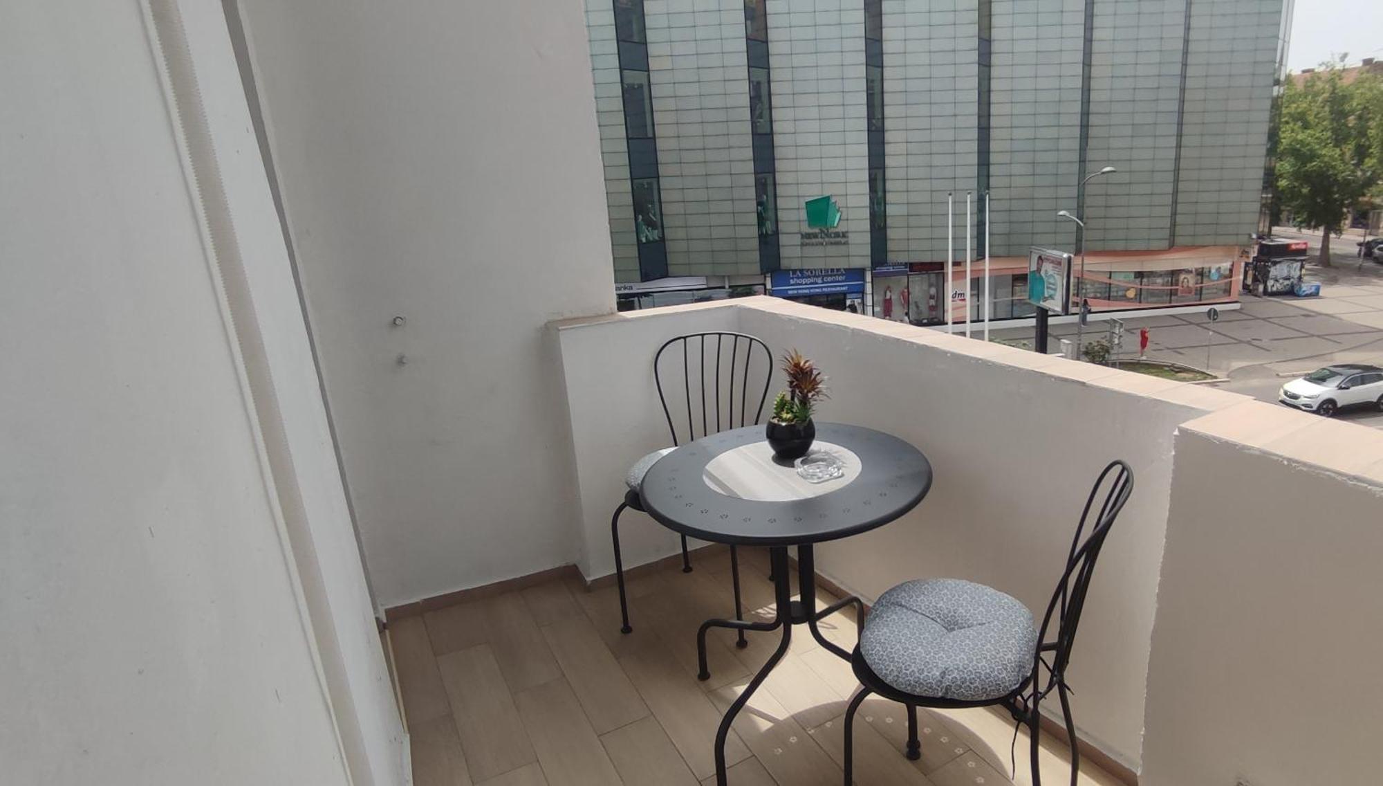 Apartamento Menrat Novi Sad Exterior foto