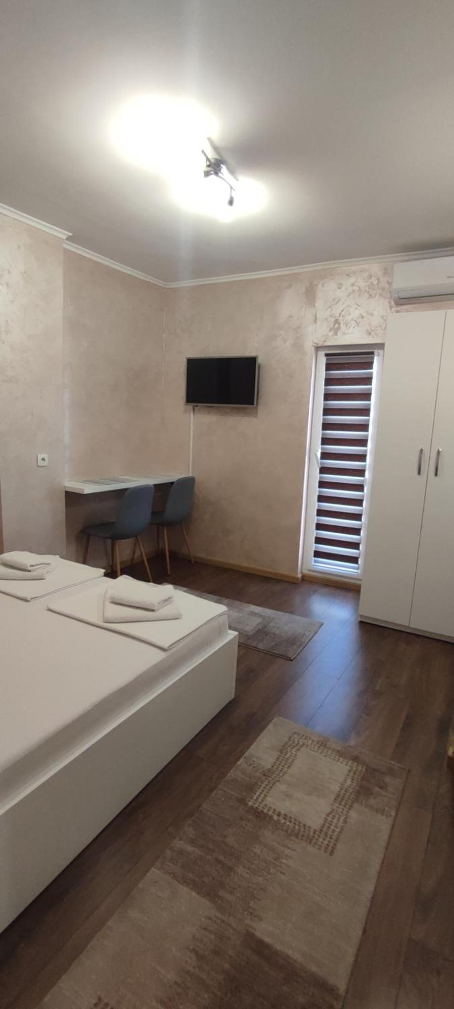 Apartamento Menrat Novi Sad Exterior foto